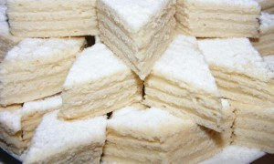 Prăjitură Albă-ca-Zăpada