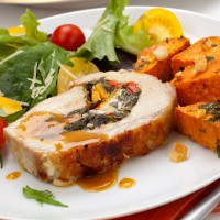Ruladă de porc cu ciuperci și bacon