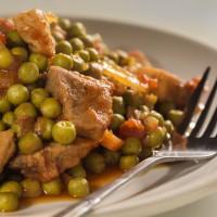 Mâncare de mazăre cu carne de porc