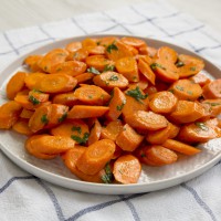 Morcovi la tigaie - rețeta de morcovi sotați perfect în doar 10 minute