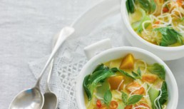 Supa De Dovleac Cu Noodles