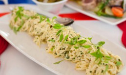 Salată de țelină cu morcov și maioneză