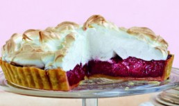 Tarta cu cirese si bezea