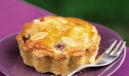 Tarta Cu Cirese Si Migdale
