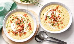 Supă cremă de porumb cu bacon