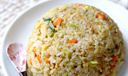 Yakimeshi - orez prăjit în stil japonez