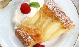 Tarta cu pere si crema frangipane