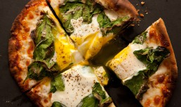 Pizza Cu Spanac Si Oua