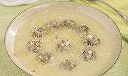 Terbiyeli Köfte Çorbası - ciorbă de perișoare în stil turcesc
