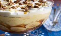 Trifle Cu Banane Si Caramel Sarat