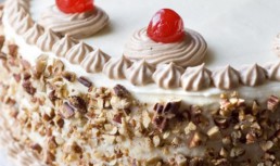 Tort italienesc cu crema de branza