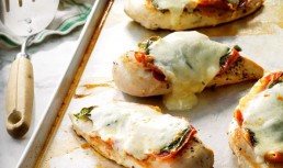 Piept de pui Provolone (în stil italian)