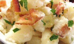 Salata nemteasca de cartofi