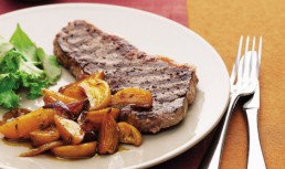 Friptura De Vita Cu Sfecla Caramelizata