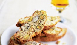 Biscuiti Cantuccini Cu Grana Padano Si Alune