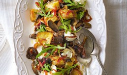 Panzanella cu ciuperci