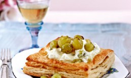 Tarta Cu Agrise Si Soc