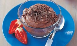 Mousse Cu Lichior De Ciocolata Si Capsuni