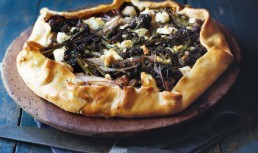 Tarta Cu Broccoli Caramelizat Si Feta