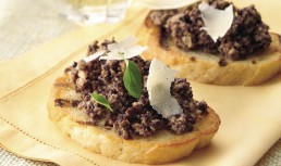Bruschete cu sos Tapenade