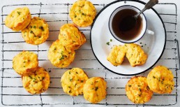 Muffins cu dovleac și cheddar