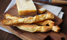 Saleuri cu parmezan - cea mai ușoară rețetă