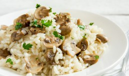 Rețetă ușoară de risotto cu ciuperci la slow cooker