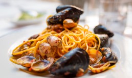 Rețetă simplă de paste cu scoici