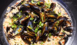 Rețetă de orez cu scoici – rapidă, gustoasă și sănătoasă