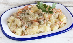 Salată spaniolă cu cartofi - Ensaladilla Rusa