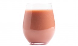 Smoothie cu măr și vișine