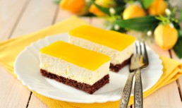 Prăjitură cu cremă de brânză și mandarine
