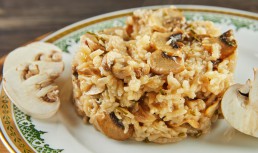 Pilaf de orez cu ciuperci