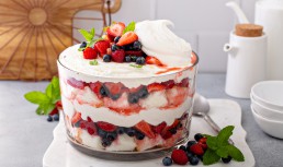 Trifle de Crăciun sau Anul Nou - desertul festiv ușor de preparat