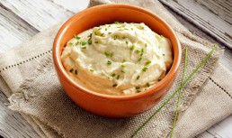 Piure de conopidă cu smântână și parmezan