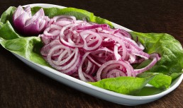 Salată de ceapă roșie