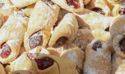 Cornulețe cu untură și rahat