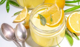 Panna cotta cu lămâie - variantă la pahar