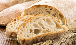 Ciabatta - rețeta originală de pâine italiană. Cum se prepară și cu se se mănâncă