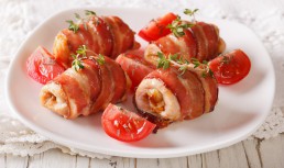 Rulouri din pulpe de pui la cuptor