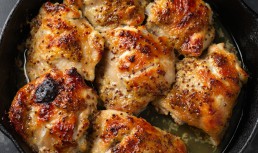 Pulpe de pui cu muștar la cuptor