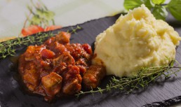 Stufat cu carne de porc