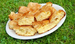 Aluat de plăcintă românească
