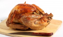 Curcan umplut la cuptor - o rețetă simplă, bună pentru ocazii speciale