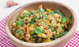Quinoa cu legume - rețeta simplă și gustoasă