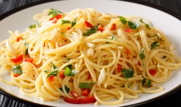 Paste Aglio, Olio e Peperoncino - rețeta originală