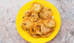 Dovlecei pane cu sos de usturoi - probabil cea mai bună rețetă