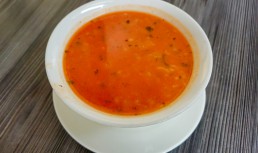 Supă de roșii cu orez