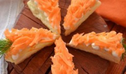 Aperitiv cu crema de branza si morcov
