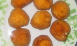 APERITIV CU PESTE